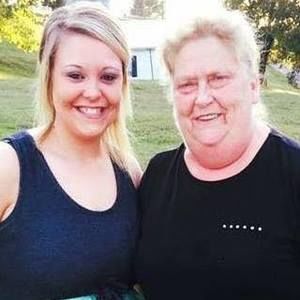 Meet your Posher, Angelia